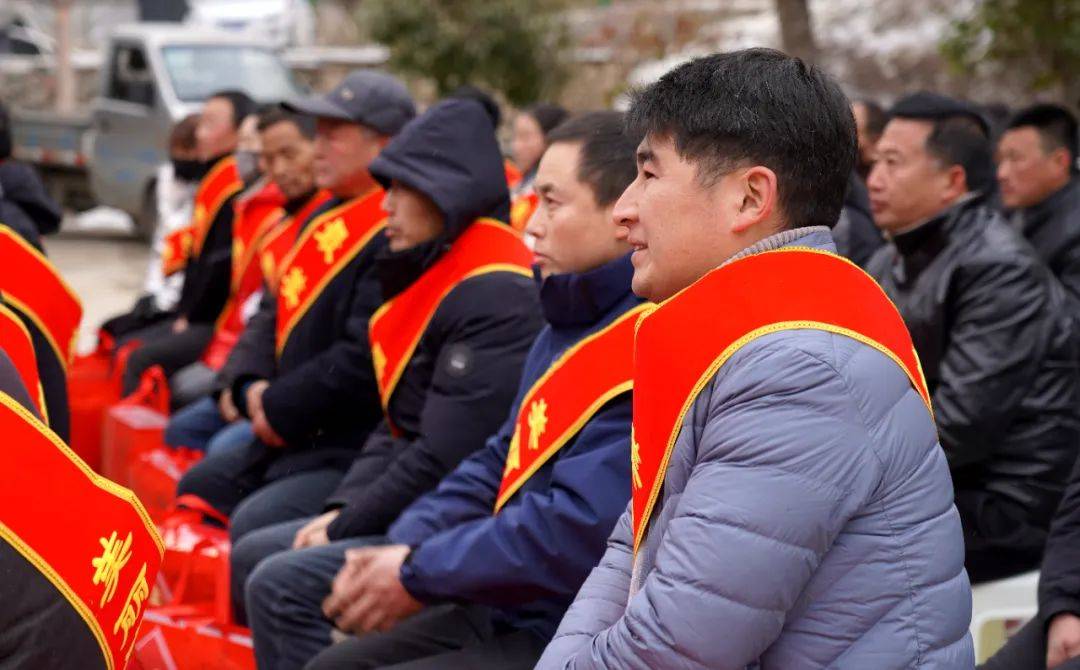 【新春走基層】碾壩鎮(zhèn)舉行2024年先進(jìn)典型表彰活動暨康晟菽豆制品加工廠開業(yè)儀式:絲網(wǎng)制品廠
